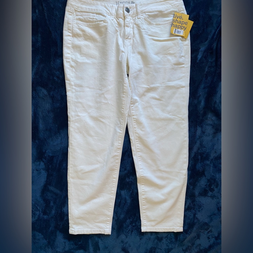 Yummie by Heather Thomson Skimmer pants in White.